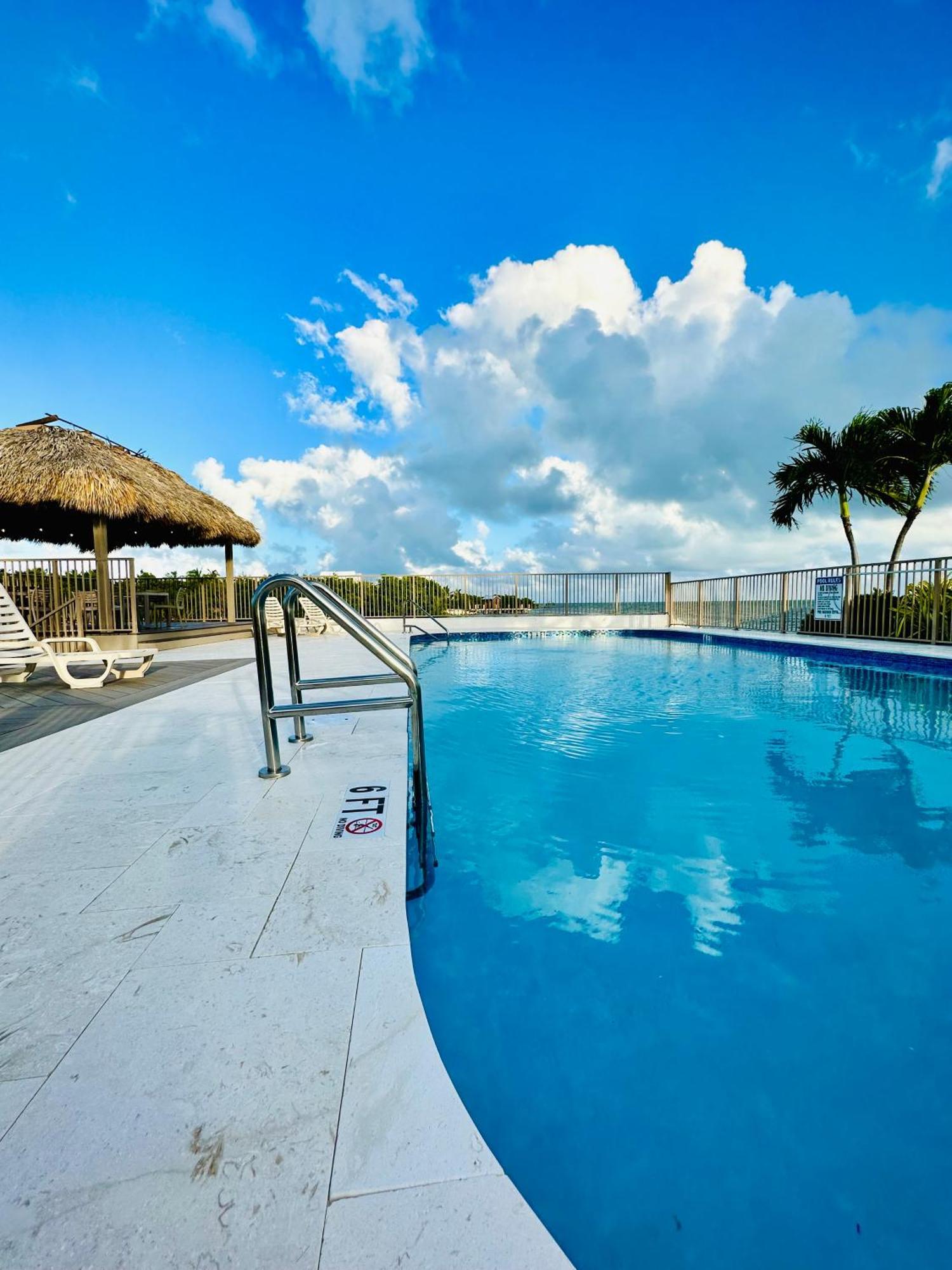 Ragged Edge Resort & Marina Islamorada Exterior foto